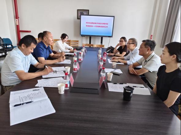 西安电子科技大学图书馆一行来图书馆交流